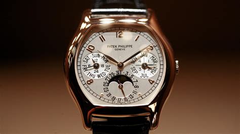 how to identify original patek philippe watch